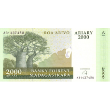 P 90b Madagascar - 2000 Ariary Year ND (2007-2014)
